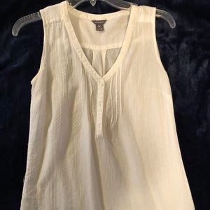 Eddie Bauer sleeveless cotton top XS